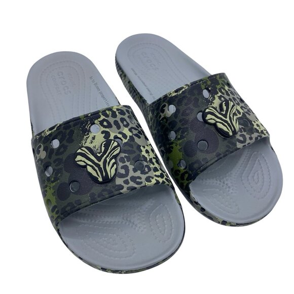Crocs Disney Slide Sandals Women’s 7 Mickey Mouse Icon Animal Print Jungle Camo - Picture 1 of 12